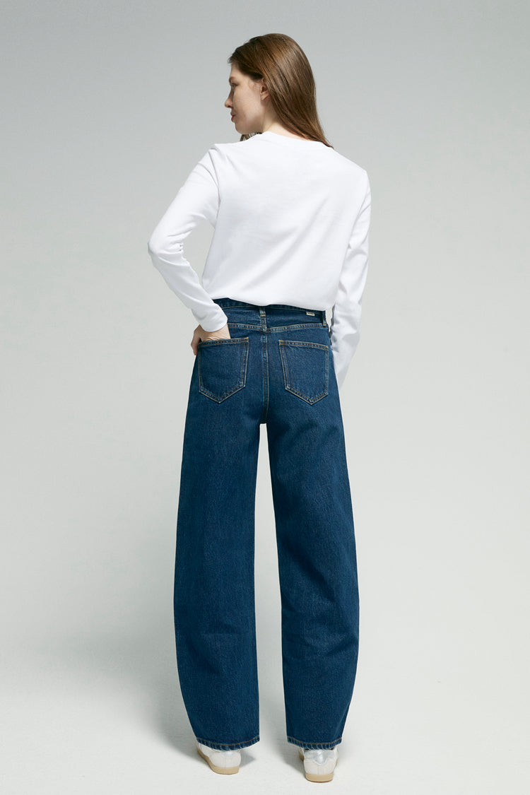 Slope Curve Jeans HJ039 by Hey Joanie