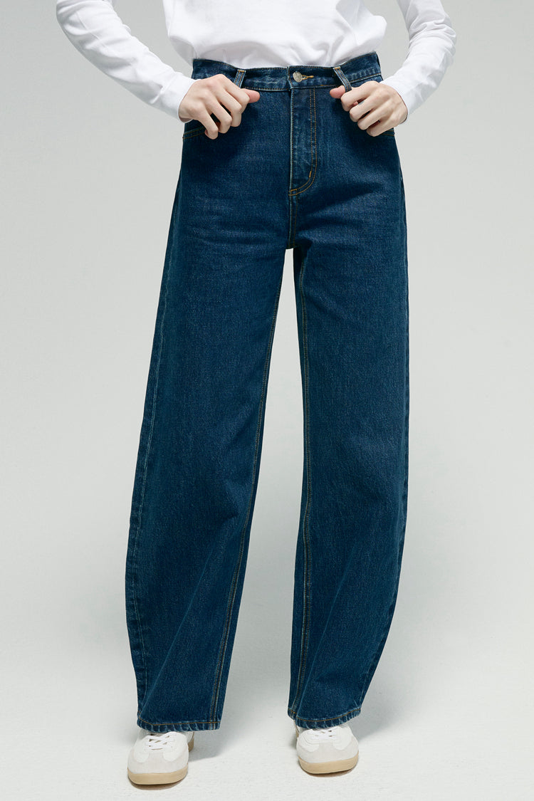 Slope Curve Jeans HJ039 by Hey Joanie