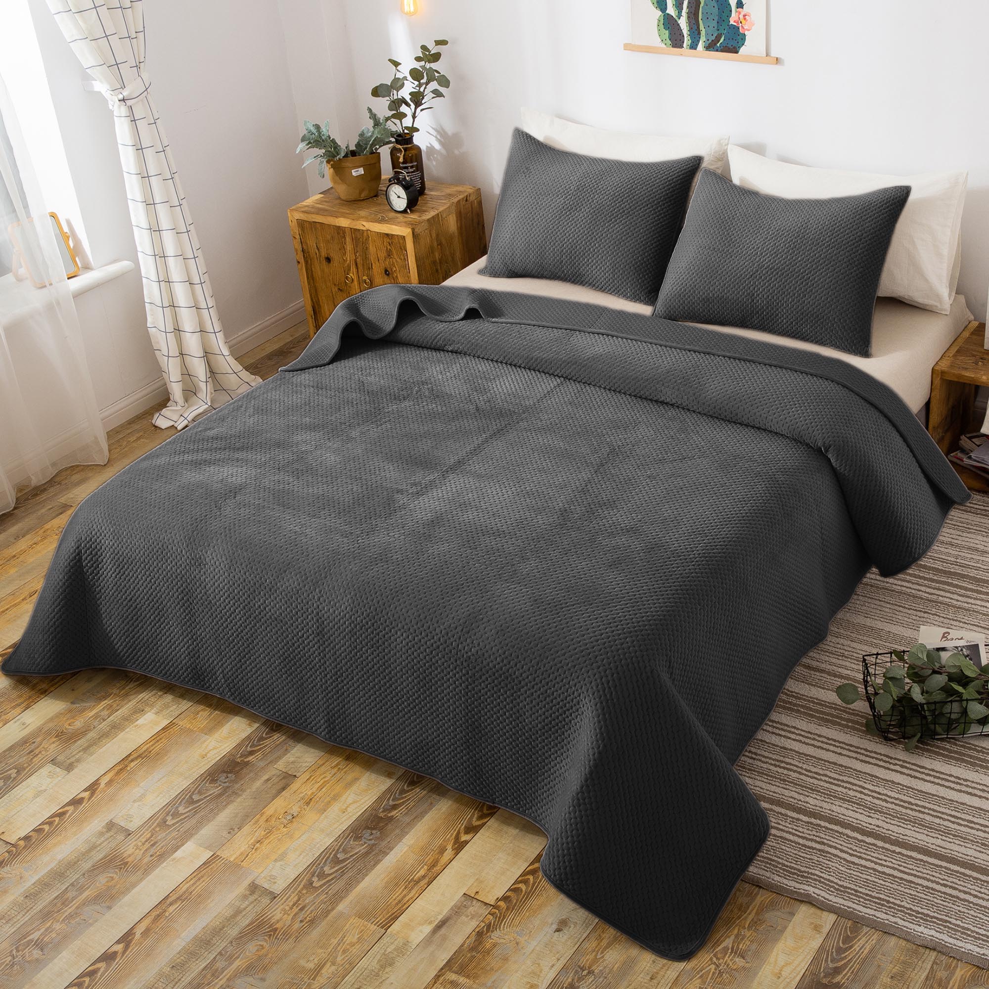 Kasentex All Season Cozy Velvet Quilt Set with Shams, Queen, King, Room Decor, Graduation Gifts by Kasentex