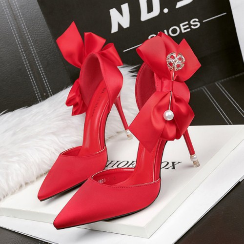 Women's Pointed Toe Bow Heels | Slip-On Stiletto Pumps by Sarah Express