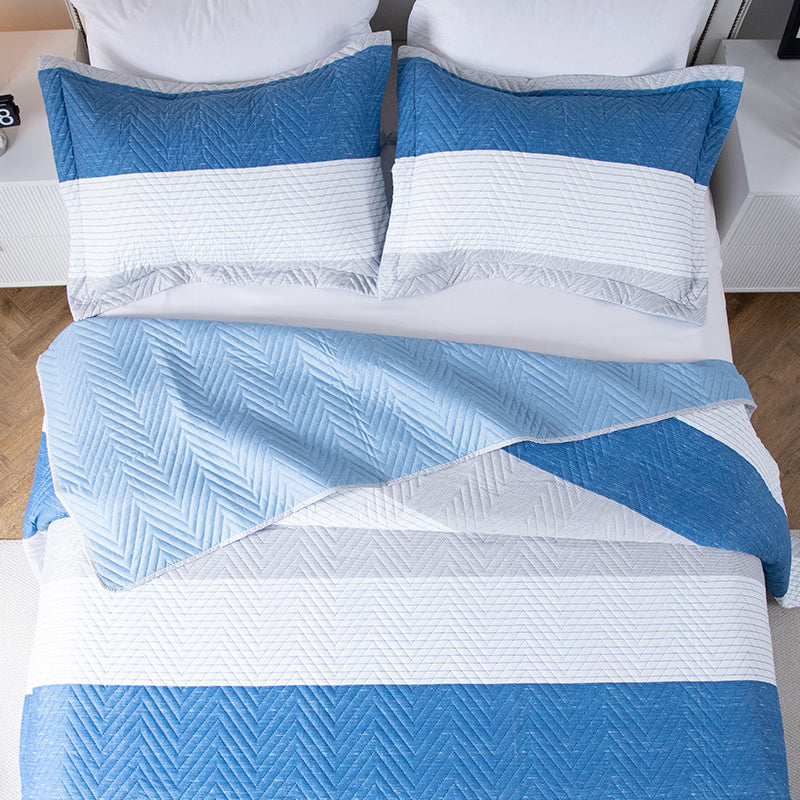 Kasentex Spring Lightweight Reversible Stripe Quilt Set Bedding- Sky Blue and Ivory White, Room Decor, Graduation Gifts, Father's Day Gift by Kasentex