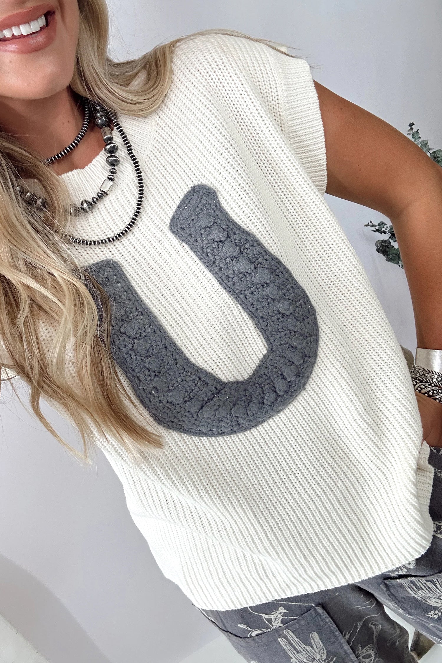 Western Horseshoe Crochet Short Sleeve Sweater