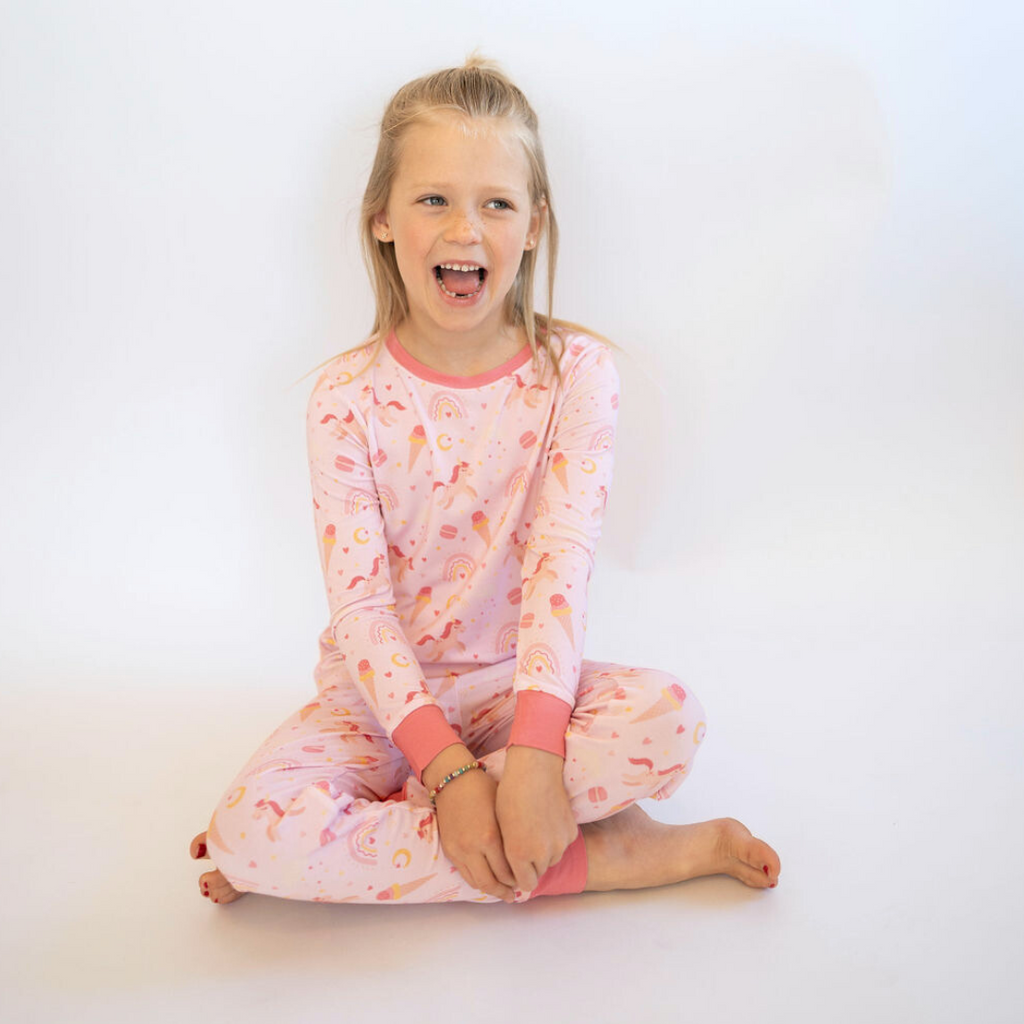 Two Piece Pajama Set by Khlobe