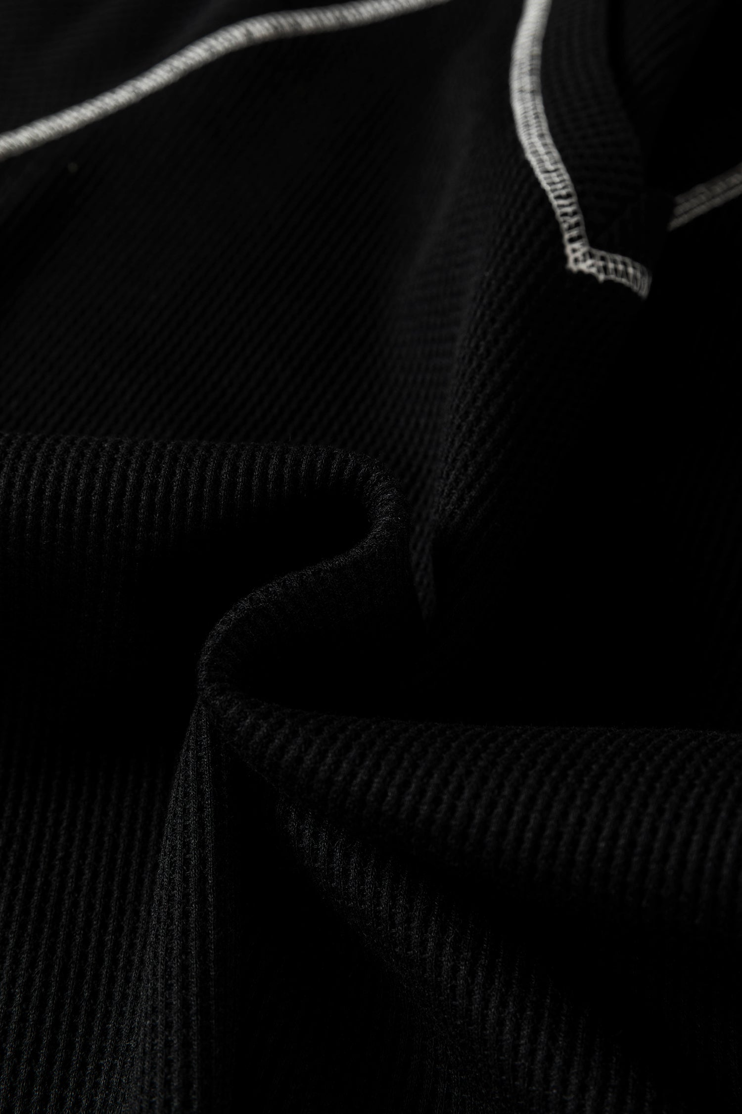 Waffle Textured Contrast Trim V-Neck Tee